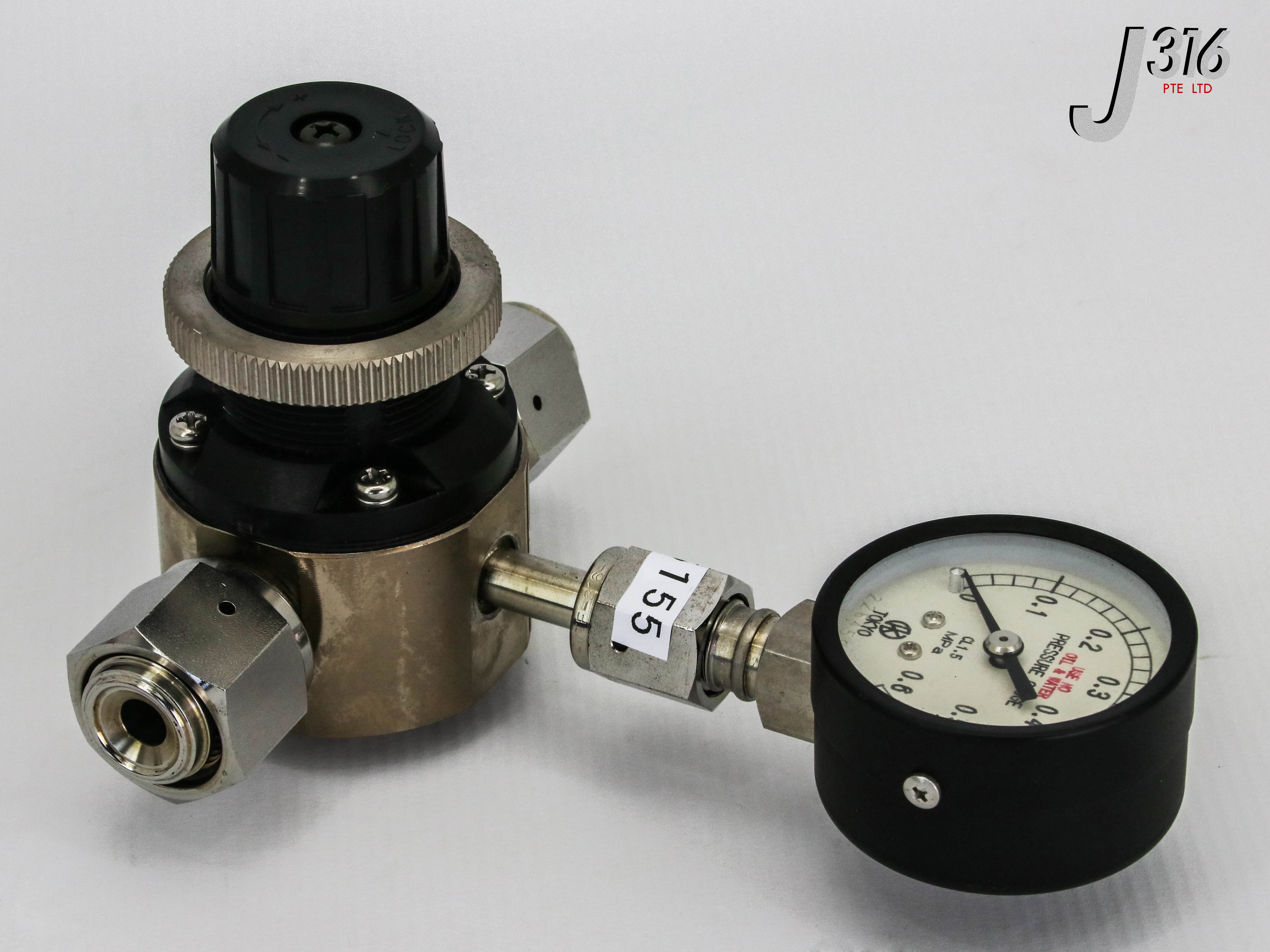 サンプル 15155 SMC PRESSURE REGULATOR W/ GAUGE INA-13-958-A | eBay